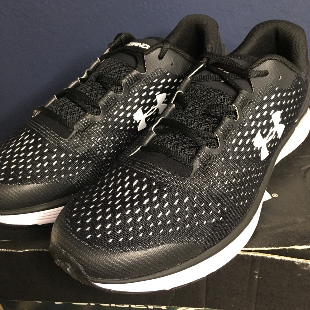 NWT UA Charged Bandit 4, Men Size 11 Shoe
